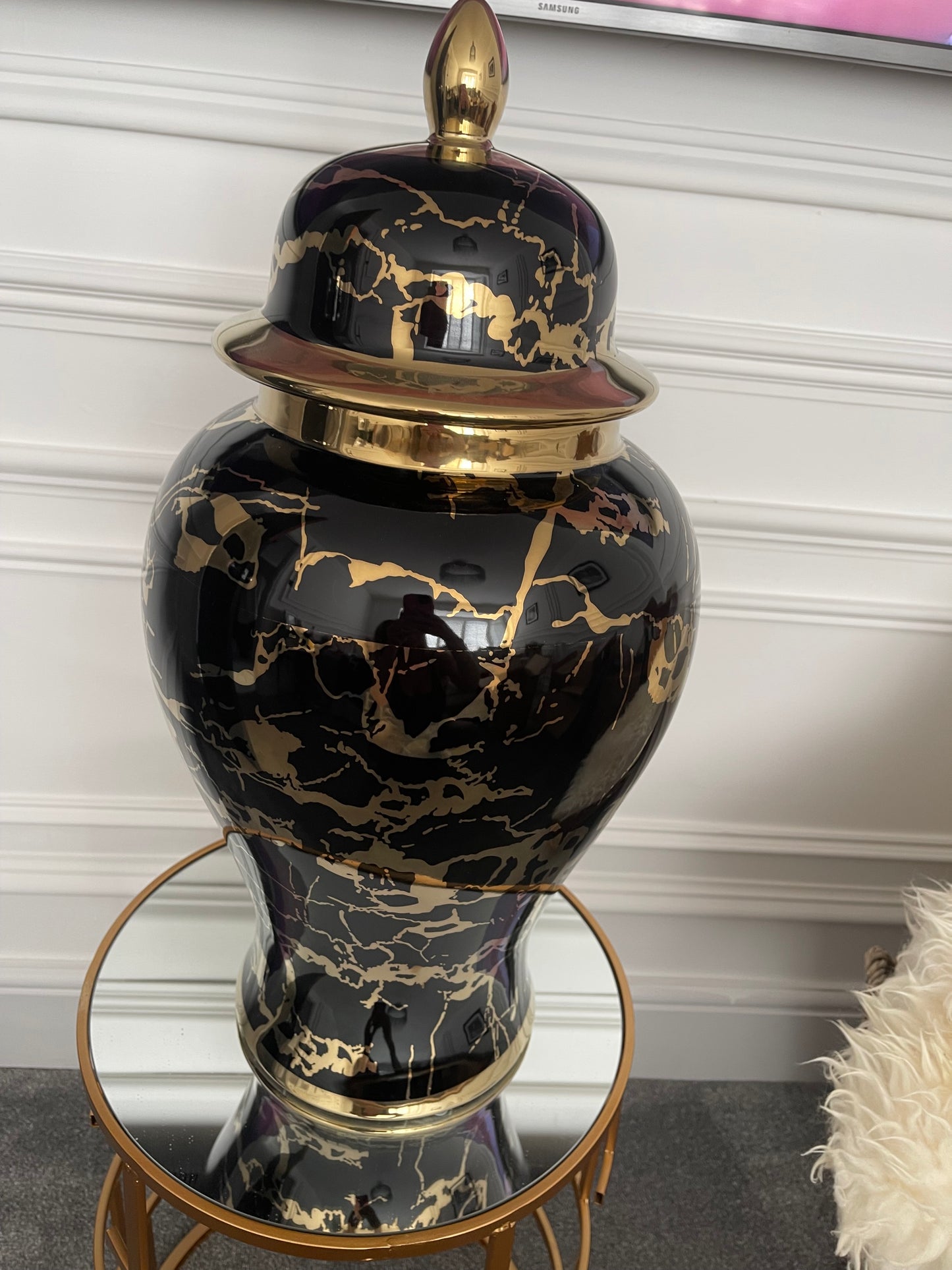 Black & gold ginger jar extra large