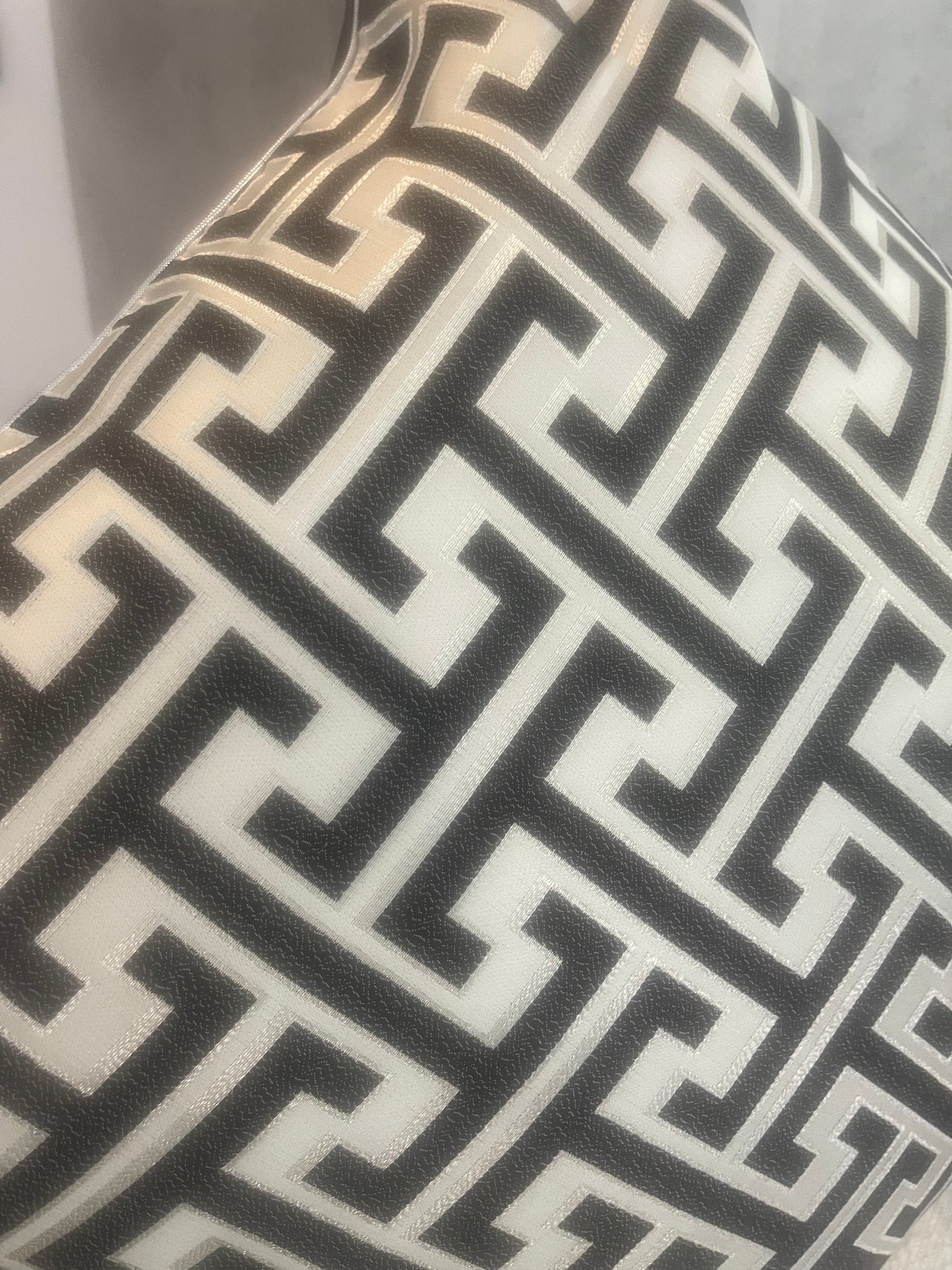 Black silver maze