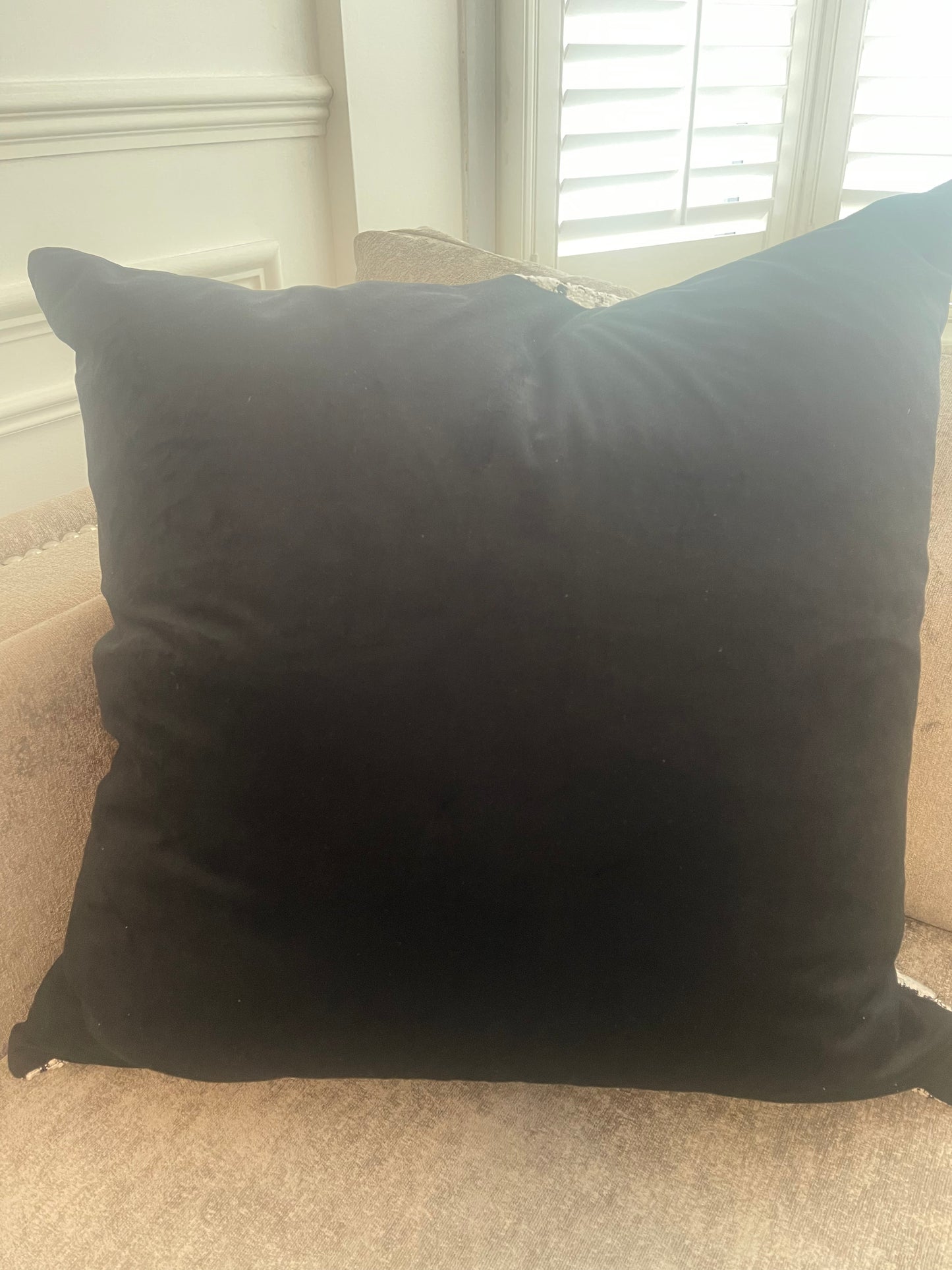 Black & white boucle