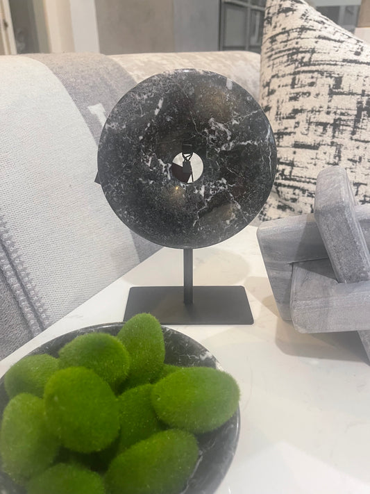 Black & white mini marble disc